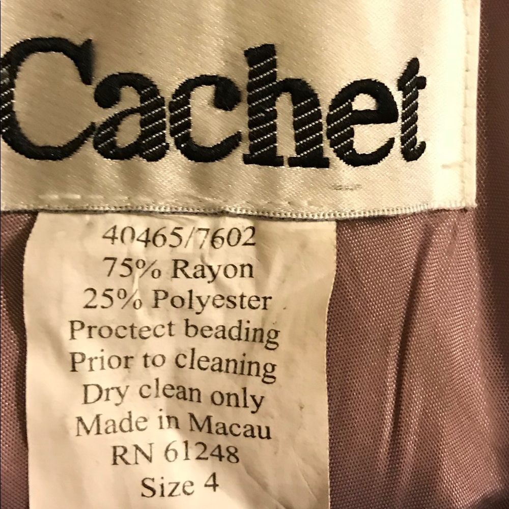 Cachet long gown in orchid silky material size 4 - Picture 7 of 8